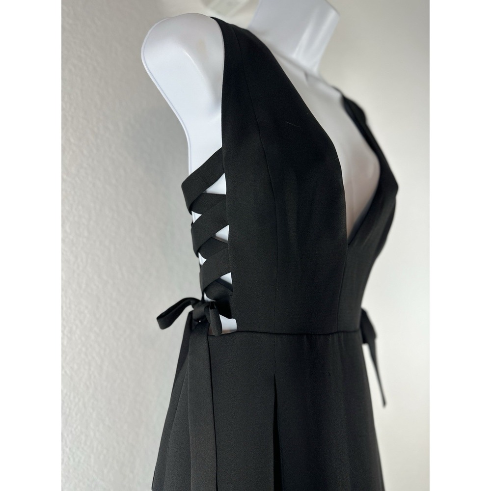 BCBG Woman's Sz: 0 Black Side Lace Sexy Mini Dress Club Party